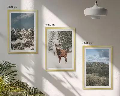 Set de 3 cuadros para salón con diseño de paisaje de montañas nevadas y bosques con ciervos