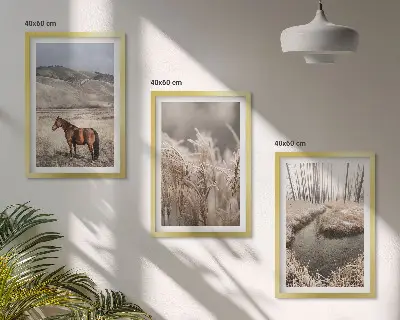 Juego de 3 cuadros paisaje de caballos en el arroyo entre hierba