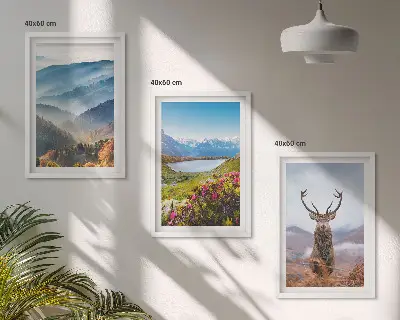 Set de 3 cuadros para salón naturaleza con ciervos en un lago de montaña