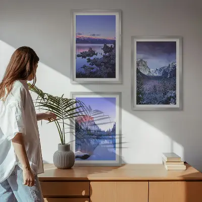 Juego de 3 cuadros paisajes de montaña al atardecer junto al agua