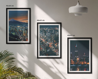 Set de 3 cuadros para salón Vista de la ciudad desde la montaña por la noche.