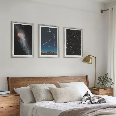 Set de 3 cuadros para salón con diseño de la galaxia de la constelación de Capricornio