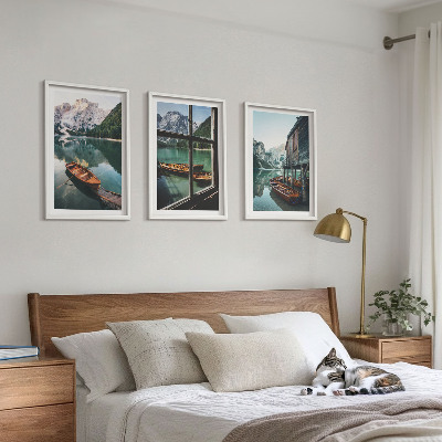 Set de 3 cuadros para salón Casa de botes del lago de montaña