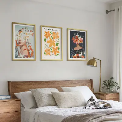 Juego de 3 cuadros retratos con ramos de flores