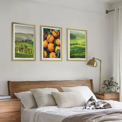 Set de 3 cuadros para salón con diseño de paisaje rural italiano y naranjas