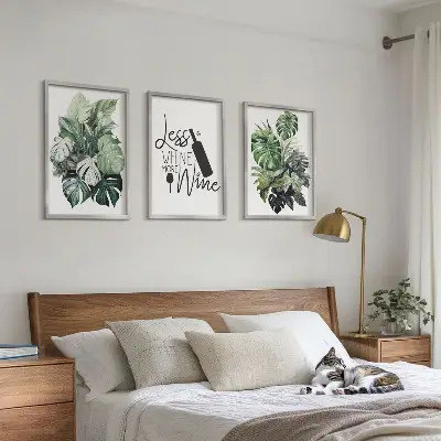 Juego de 3 cuadros con diseño de hojas de planta en color verde vino