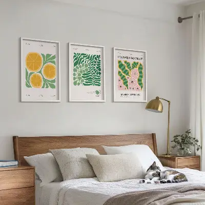 Juego de 3 cuadros con motivos de frutas y plantas en tonos pastel
