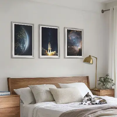 Set de 3 cuadros para salón con diseño de galaxia y cohete espacial