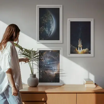 Set de 3 cuadros para salón con diseño de galaxia y cohete espacial