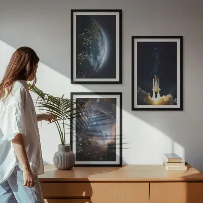 Set de 3 cuadros para salón con diseño de galaxia y cohete espacial