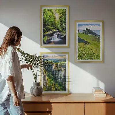 Juego de 3 cuadros paisaje de bosque con cascadas en montañas verdes