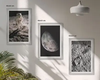 Set de 3 cuadros para salón con fotografía de astronauta en la Luna