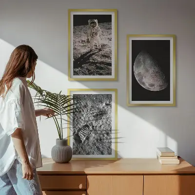 Set de 3 cuadros para salón con fotografía de astronauta en la Luna