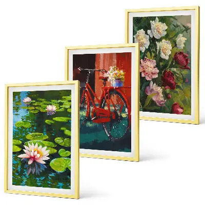 Set de 3 cuadros para salón con diseño de lirios en un jardín de flores coloridas