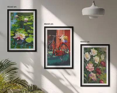 Set de 3 cuadros para salón con diseño de lirios en un jardín de flores coloridas