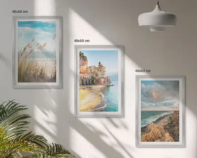 Juego de 3 cuadros con paisajes de playa, acantilados y ciudad