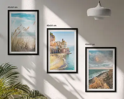 Juego de 3 cuadros con paisajes de playa, acantilados y ciudad