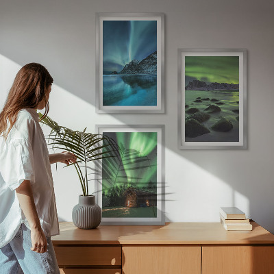 Set de 3 cuadros para salón Paisajes invernales, montañas con auroras boreales