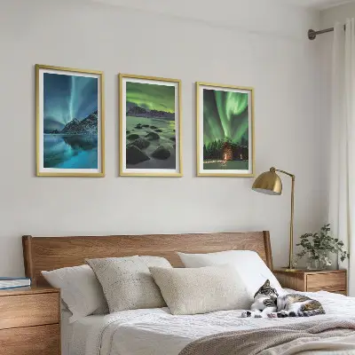 Set de 3 cuadros decorativos para salón con paisajes de montañas e auroras boreales