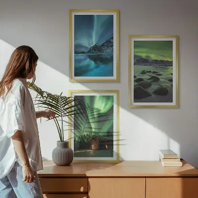 Set de 3 cuadros decorativos para salón con paisajes de montañas e auroras boreales