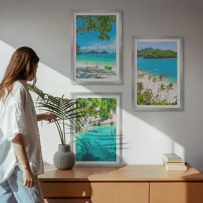 Set de 3 cuadros para salón con diseño de playas, palmeras y agua cristalina