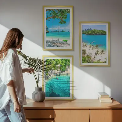 Set de 3 cuadros para salón con diseño de playas, palmeras y agua cristalina