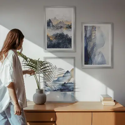 Set de 3 cuadros para salón con paisajes de montañas en tonos azules y grises