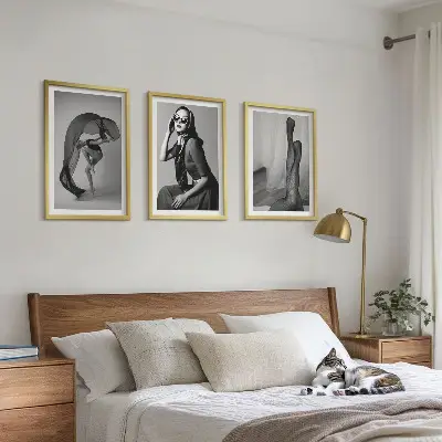 Juego de 3 cuadros retratos de mujeres en blanco y negro