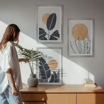 Set de 3 cuadros para salón con patrones minimalistas de plantas y soles