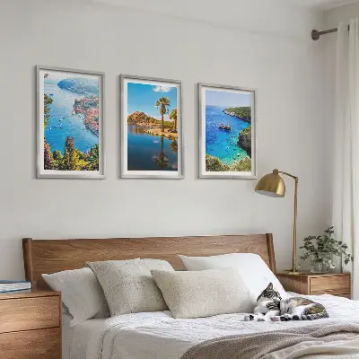 Set de 3 cuadros para salón con palmeras junto al mar y aguas azules