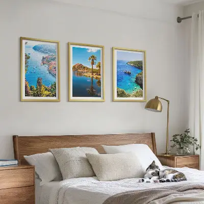 Set de 3 cuadros para salón con palmeras junto al mar y aguas azules