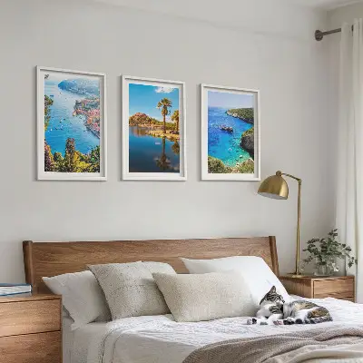 Set de 3 cuadros para salón con palmeras junto al mar y aguas azules
