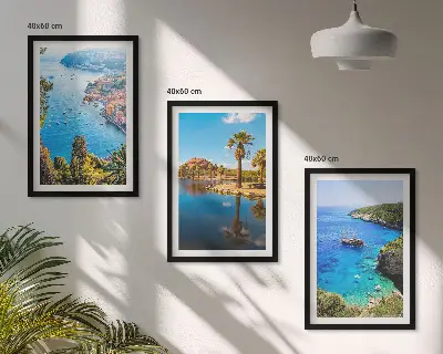 Set de 3 cuadros para salón con palmeras junto al mar y aguas azules