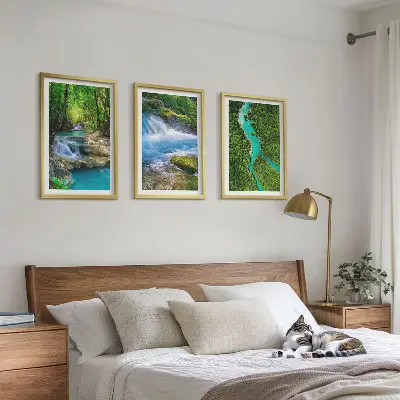 Set de 3 cuadros decorativos para salón con diseño de bosques verdes y aguas cristalinas