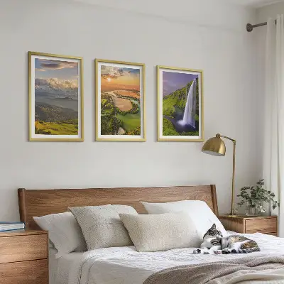 Set de 3 cuadros para salón con diseño de ríos de montaña y cascadas en la naturaleza