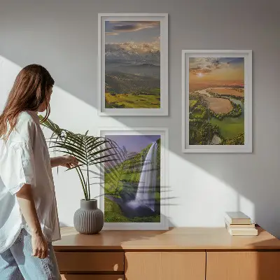 Set de 3 cuadros para salón con diseño de ríos de montaña y cascadas en la naturaleza