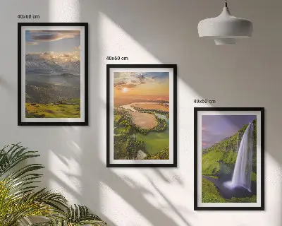Set de 3 cuadros para salón con diseño de ríos de montaña y cascadas en la naturaleza