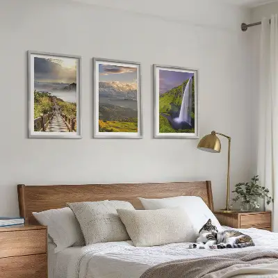 Set de 3 cuadros de paisajes de montaña con cascada para salón