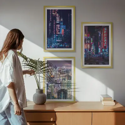 Set de 3 cuadros para salón diseño de luces de neón en la ciudad nocturna