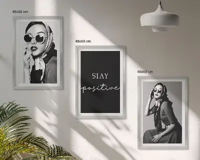 Juego de 3 cuadros retratos elegantes de mujeres con gafas