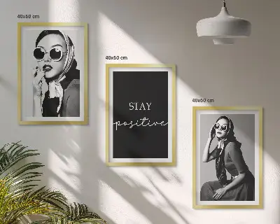 Juego de 3 cuadros retratos elegantes de mujeres con gafas