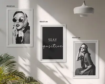 Juego de 3 cuadros retratos elegantes de mujeres con gafas