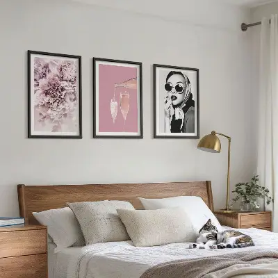 Set de 3 cuadros para salón con diseño de rosas y una dama elegante