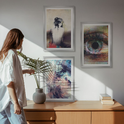 Set de 3 cuadros para salón Retrato de una mujer con emociones abstractas