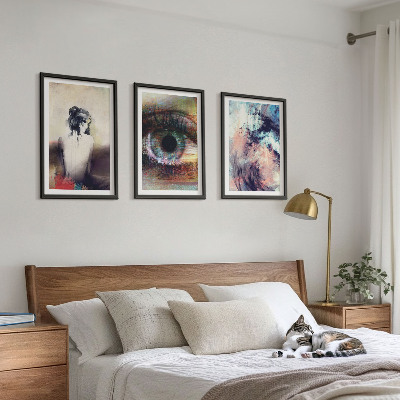 Set de 3 cuadros para salón Retrato de una mujer con emociones abstractas