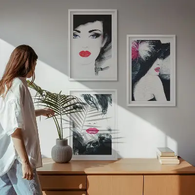 Set de 3 cuadros para salón con retratos de mujeres con labios