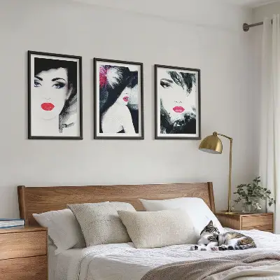 Set de 3 cuadros para salón con retratos de mujeres con labios