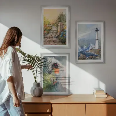 Set de 3 cuadros para salón con diseño de paisaje con faro caballo y niña
