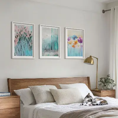 Juego de 3 cuadros con patrones de fondo de flores en tonos pastel