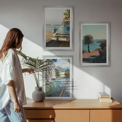 Set de 3 cuadros para salón con diseño de cascada de palmeras navideñas